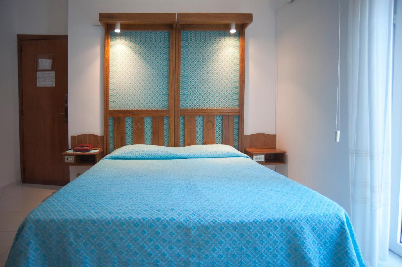 Albergo Miramare Cala Gonone Bagian luar foto