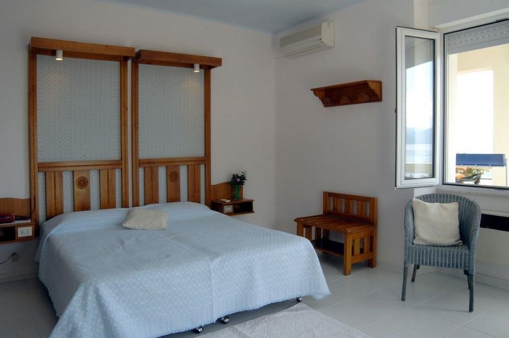 Albergo Miramare Cala Gonone Bagian luar foto