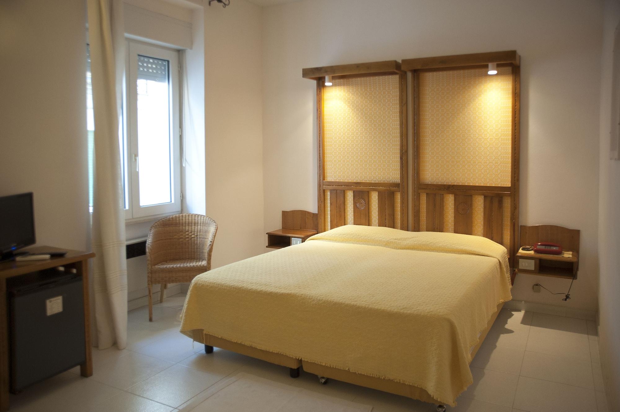 Albergo Miramare Cala Gonone Bagian luar foto