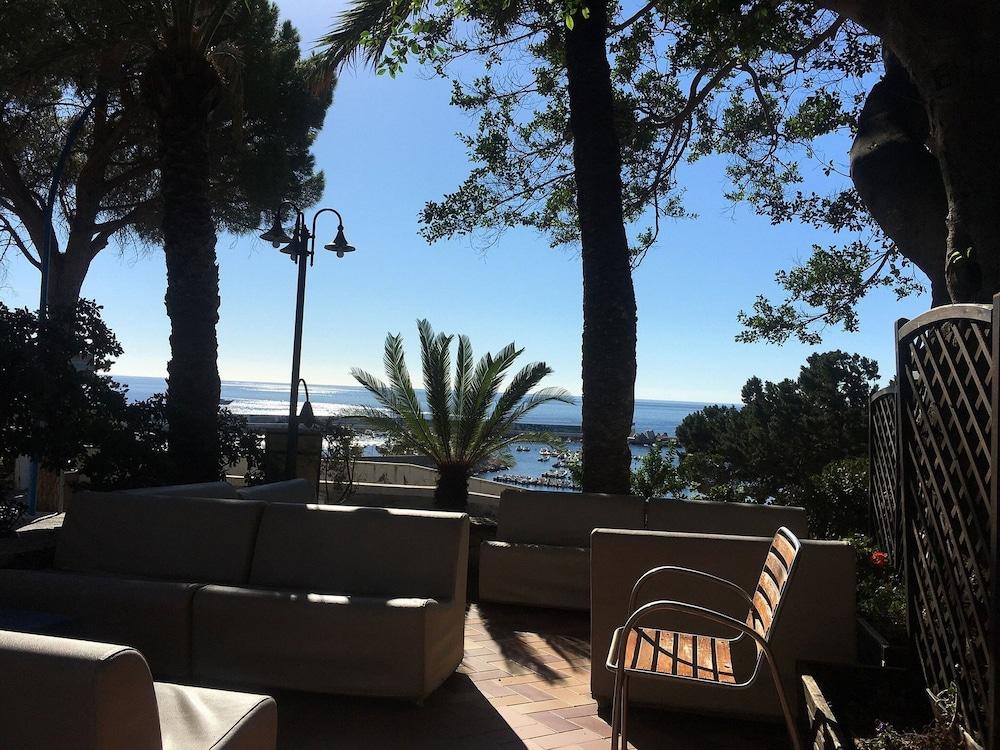 Albergo Miramare Cala Gonone Bagian luar foto